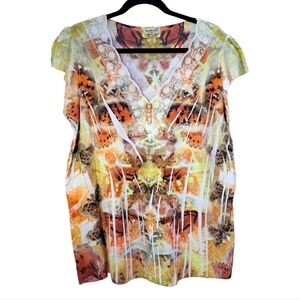 One world | Butterfly print t shirt with v neck lace trim